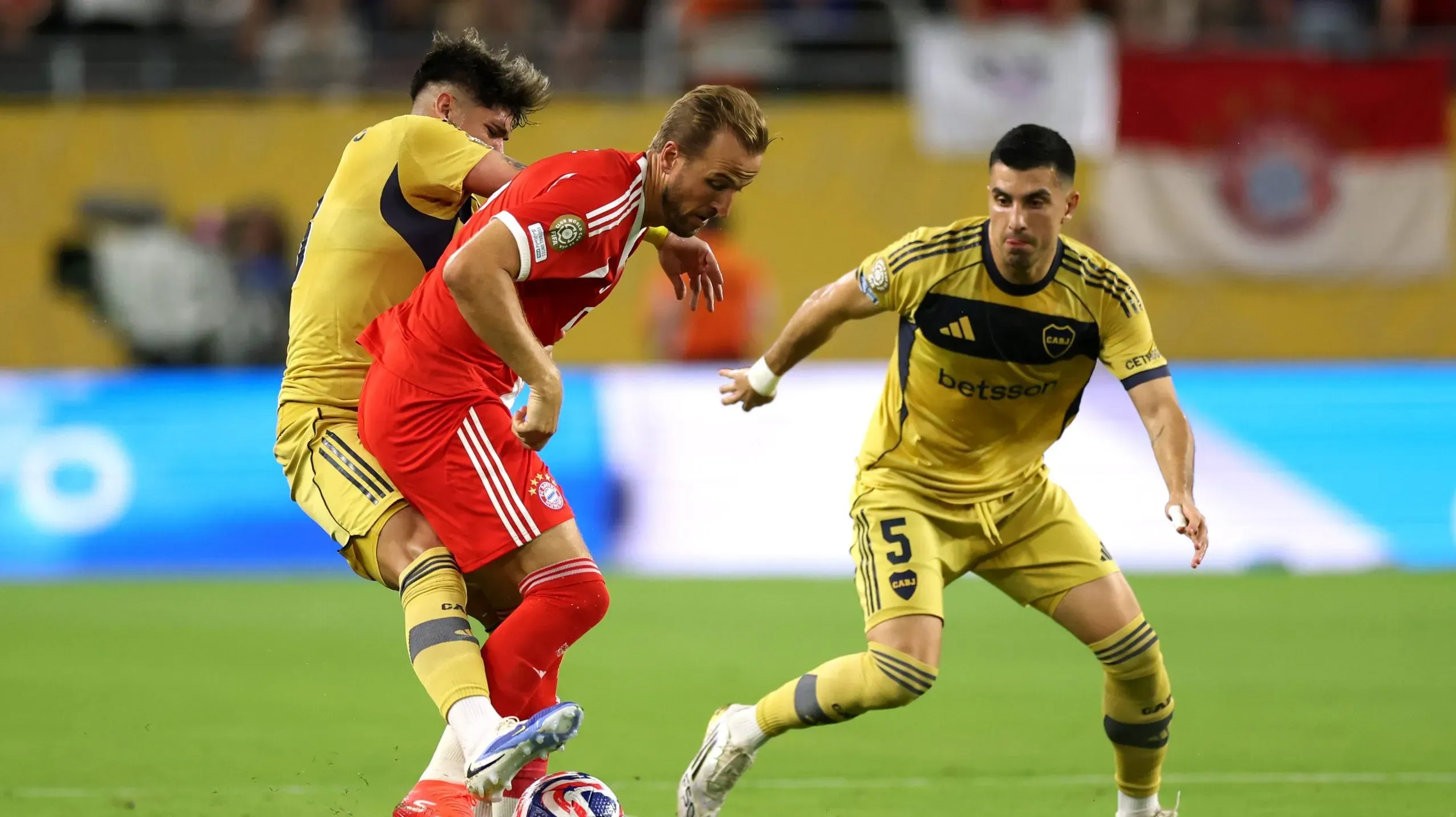 Palacios y Boca siguen con vida en el torneo.