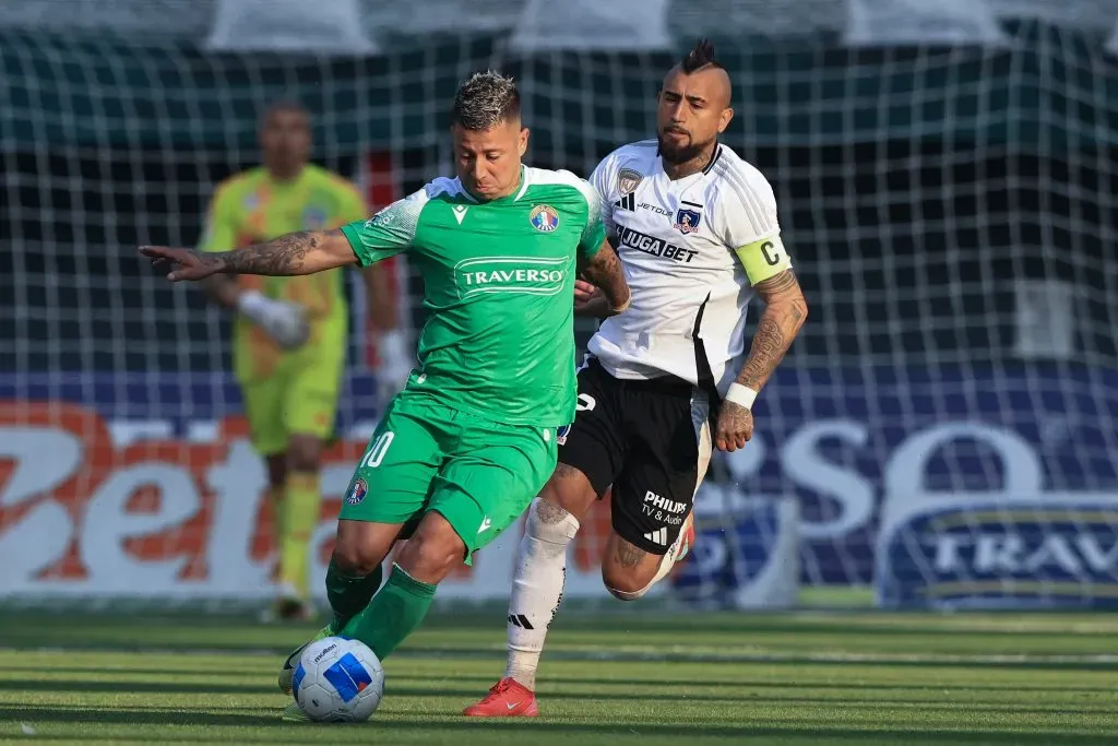 Arturo Vidal no ha mostrado el mejor de los rendimientos en este discreto 2025 de Colo Colo. | Foto: Photosport.
