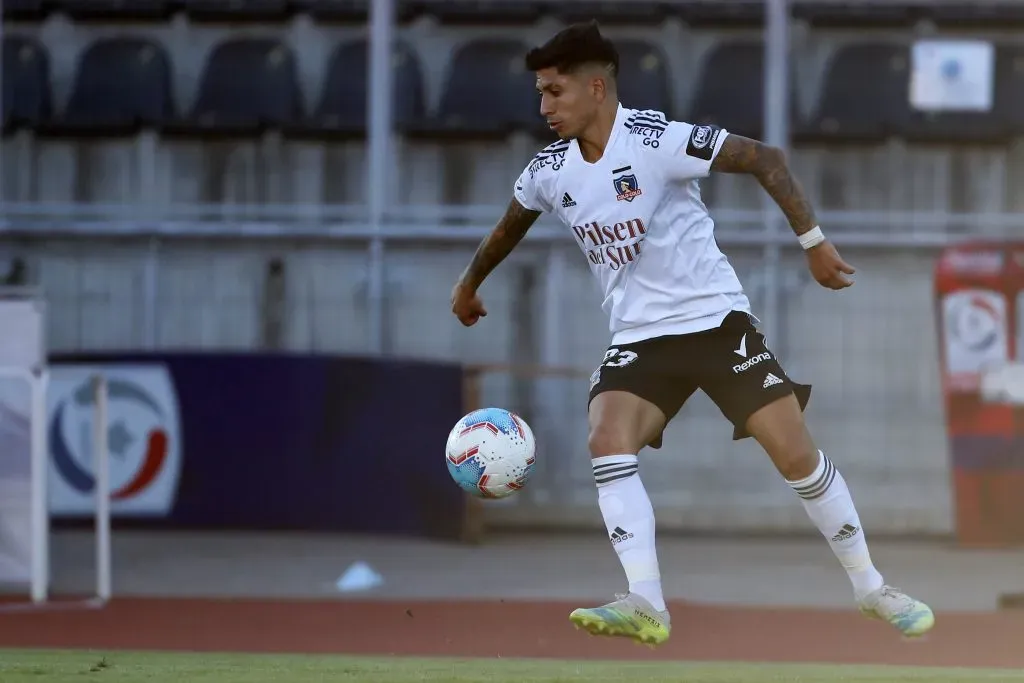 Brayan Véjar en su mal paso por Colo Colo. Foto: Andres Pina/Photosport