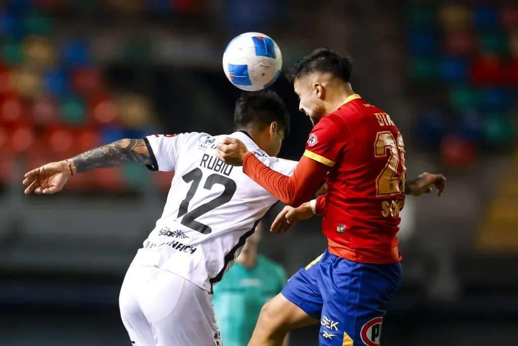 Nicolás Díaz volvió a México tras un semestre en la Unión Española. (Pepe Alvujar/Photosport).