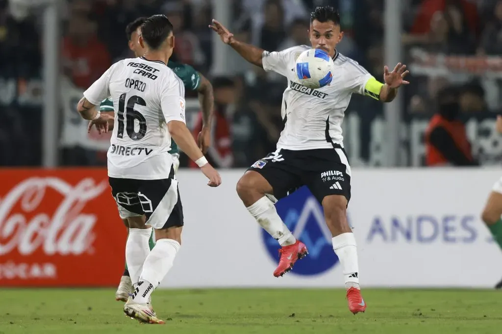 Vicente Pizarro podría ser el capitán de Colo Colo para el clásico de este domingo ante la UC. | Foto: Photosport.