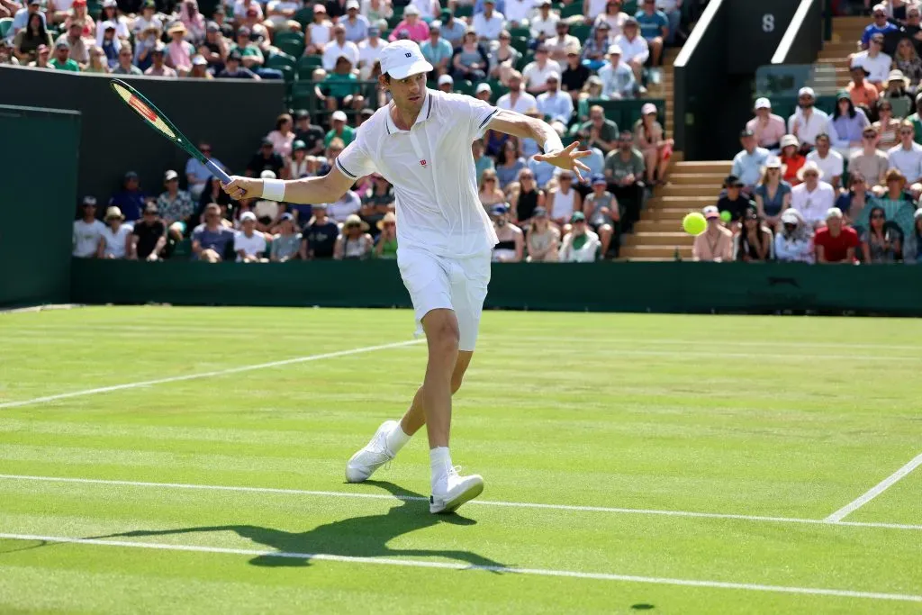 Nicolás Jarry sigue en pie en Wimbledon. (Photo by Dan Istitene/Getty Images)