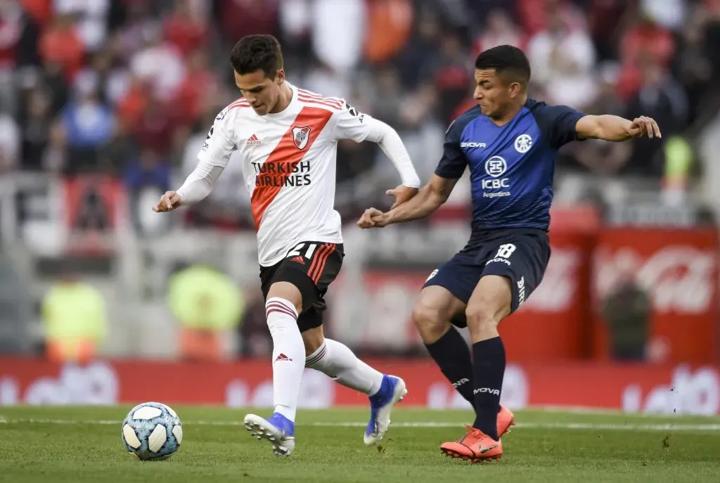 Juan Ignacio Méndez en Talleres ante Cristian Ferreira de River Plate. (Marcelo Endelli/Getty Images).