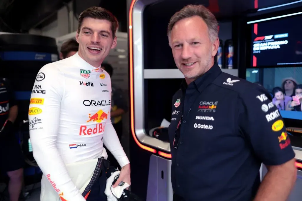 No habrá una nueva foto como esta entre Max Verstappen y Horner. (Mark Thompson/Getty Images).