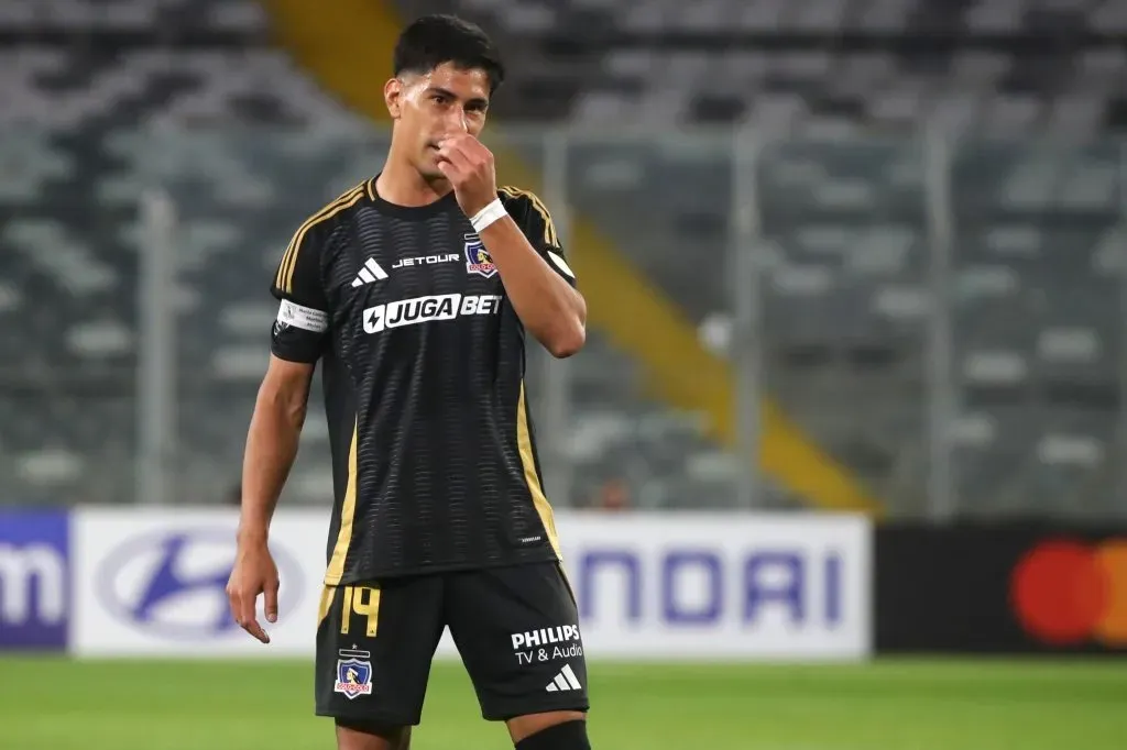 Salomón Rodríguez sabe que debe ofrecer más en Colo Colo. (Jonnathan Oyarzun/Photosport).