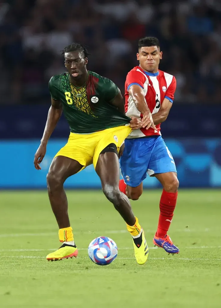Marcos Gómez durante París 2024 enfrentando a Mali por el grupo D de la cita olímpica. (Foto: Carl Recine/Getty Images)