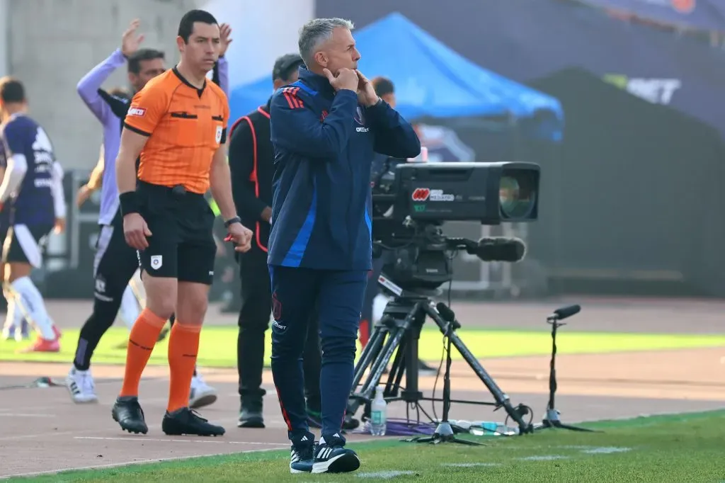 Confían en el trabajo de Gustavo Álvarez para el segundo semestre. Foto: Jonnathan Oyarzun/Photosport