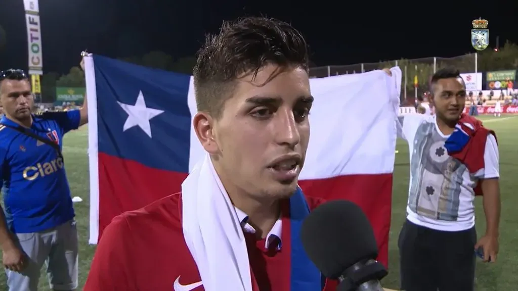 Jason Flores en 2015 con la selección chilena. Hoy tiene 28 años y acaba de cambiar de club. (Captura).