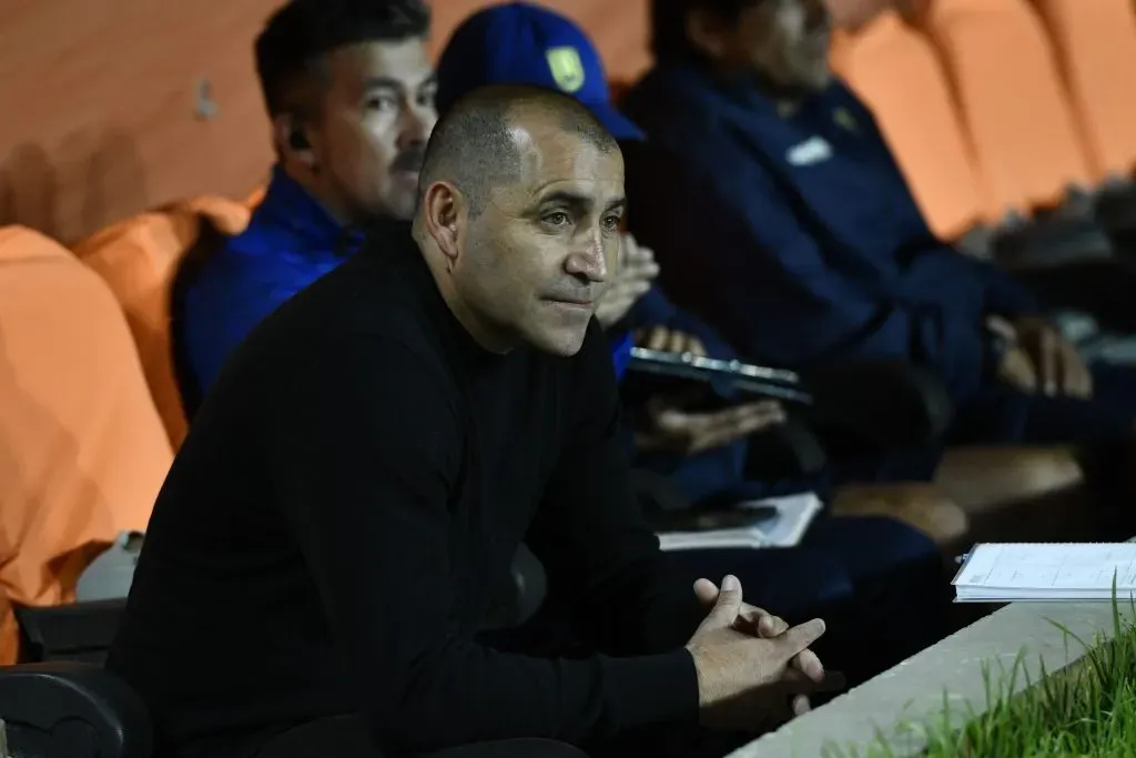 El entrenador del Campanil Pedro Tapia/Photosport