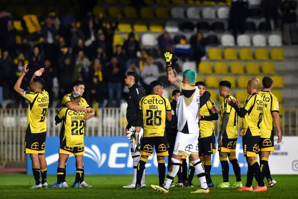 El grupo sólido del que habla Cecilio Waterman. (Alejandro Pizarro Ubilla/Photosport).