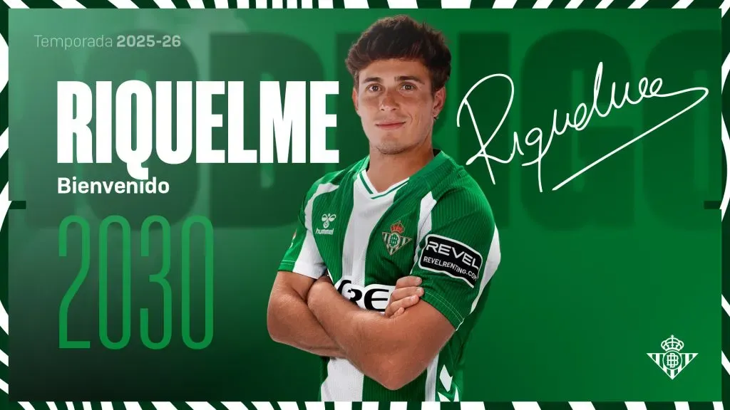 Rodrigo Riquelme tiene un largo contrato con Betis.