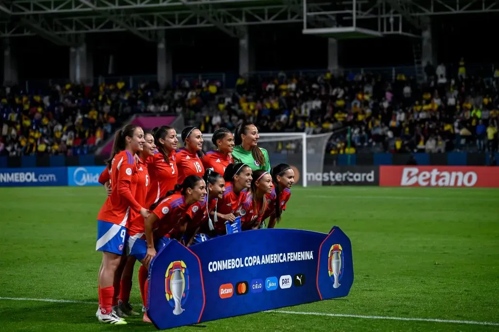 Una titular de la Roja terminó en el hospital | Photosport