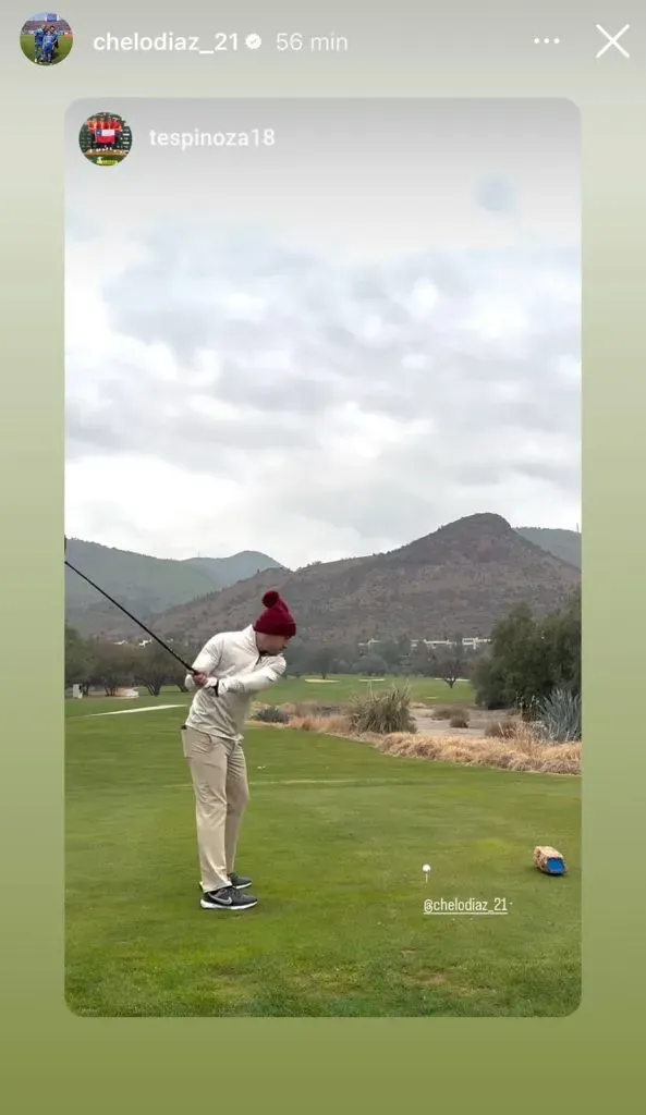 Marcelo Díaz disfruta sus días jugando golf.