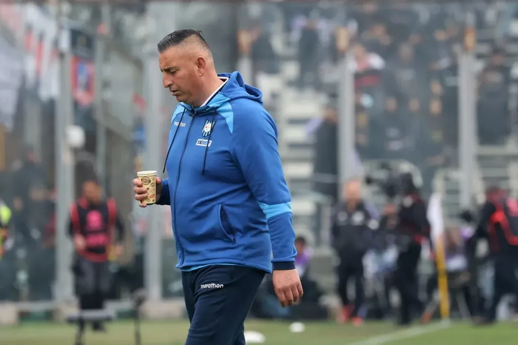 Jaime García en el estadio Monumental estuvo a punto de gozar otra victoria ante los albos. (Jonnathan Oyarzun/Photosport).