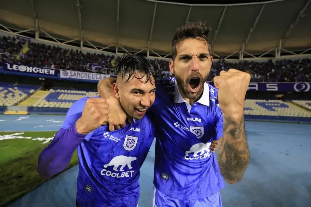 Hace tres años y medio la U no le renovó por viejo: Larrivey orgulloso por extender hasta 2026 su carrera entre partidos y goles con el Conce.