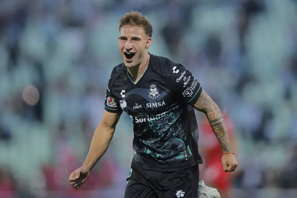 Pese a un inicio prometedor en el Santos Laguna, Bruno Barticciotto ha ido perdido protagonismo en este último tiempo. ¿Será Colo Colo el mejor lugar para que recupere su nivel? | Foto: Getty Images.