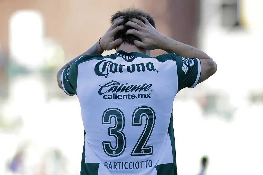 Bruno Barticciotto es opción en el Cacique. (Photo by Manuel Guadarrama/Getty Images)