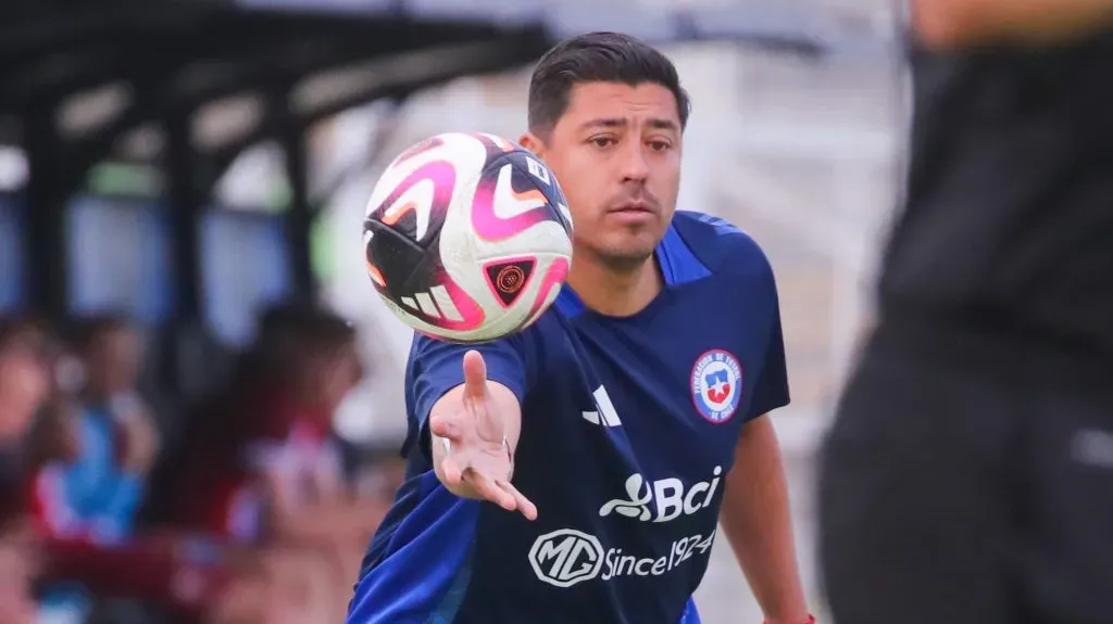 Nicolás Córdova dirigirá los últimos partidos de Chile en eliminatorias, pero por ahora no se proyecta más allá. Foto: Photosport.