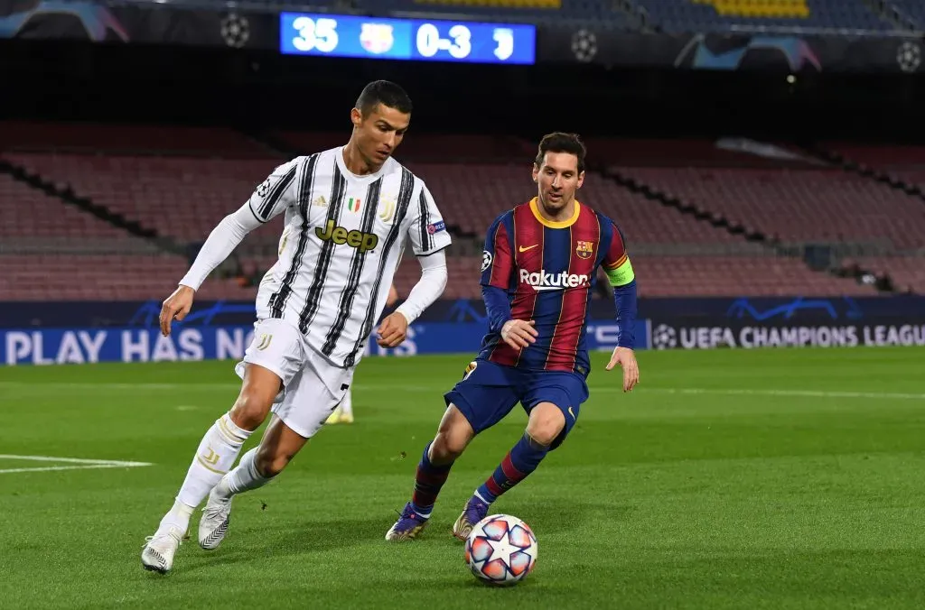 Tal como en gran parte de sus carreras, CR7 y Messi se vuelven a enfrentar, esta vez, en una guerra de millones. (Foto: David Ramos/Getty Images)