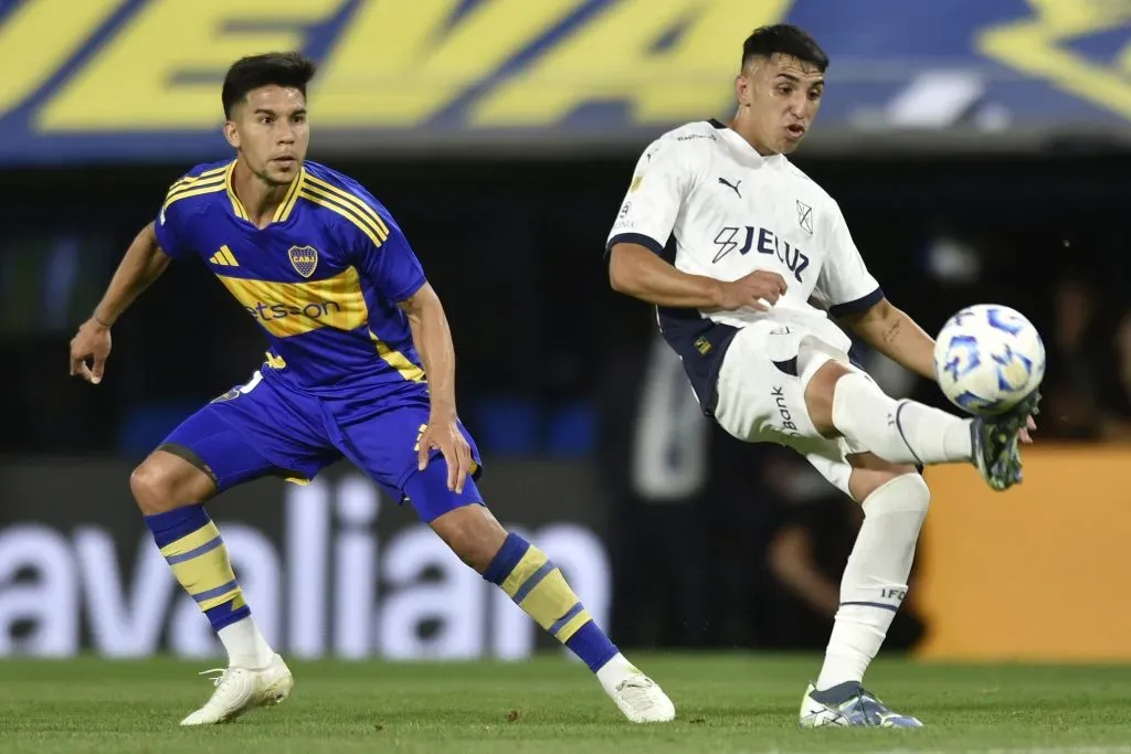 Lautaro Millán en Independiente ante Boca Juniors. (Gustavo Garello/Getty Images).