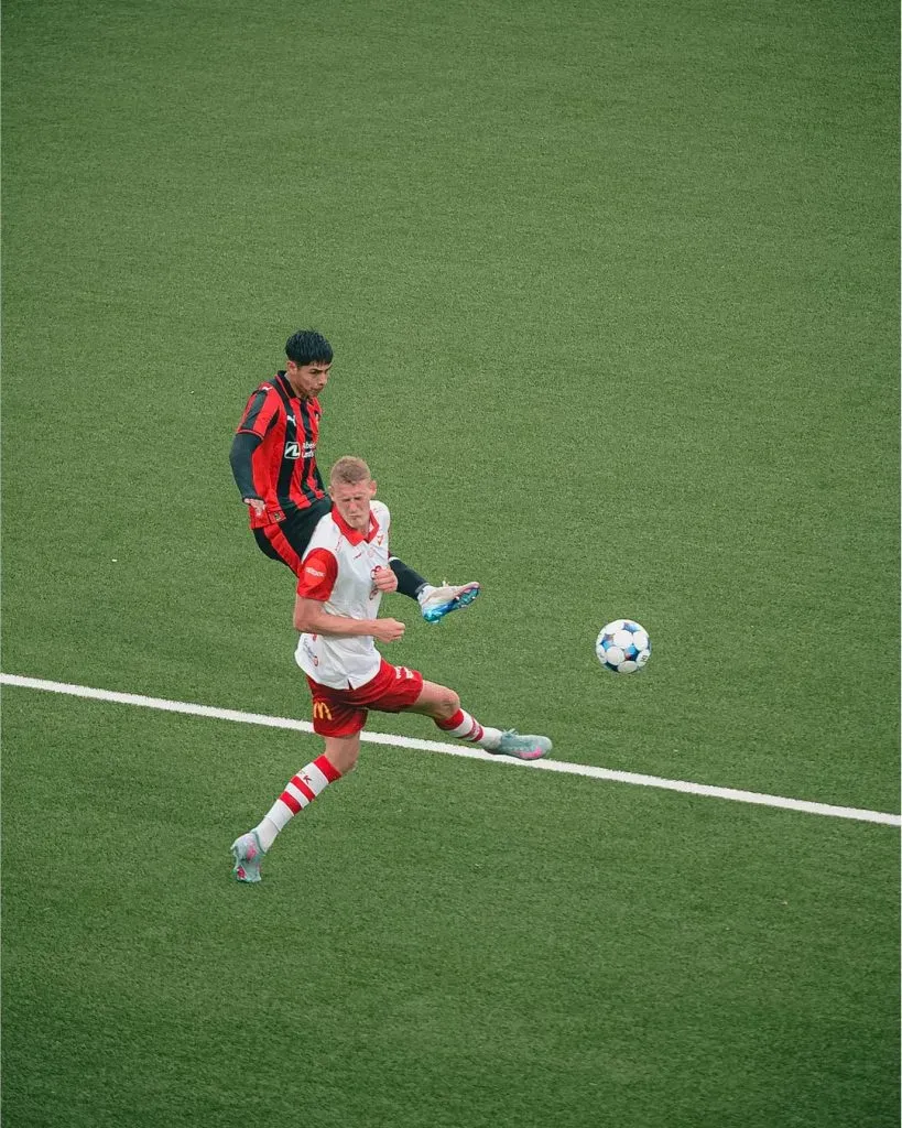 Darío Osorio se matriculó con una asistencia que deja al Midtjylland más cerca de la fase liga de la UEFA Europa League. Foto: Midtjylland.