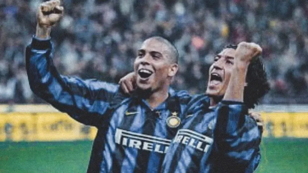 Iván Zamorano brilló en el fútbol mundial durante la década de los 90 y principios de los 2000. Acá, en el Inter de Milán.
