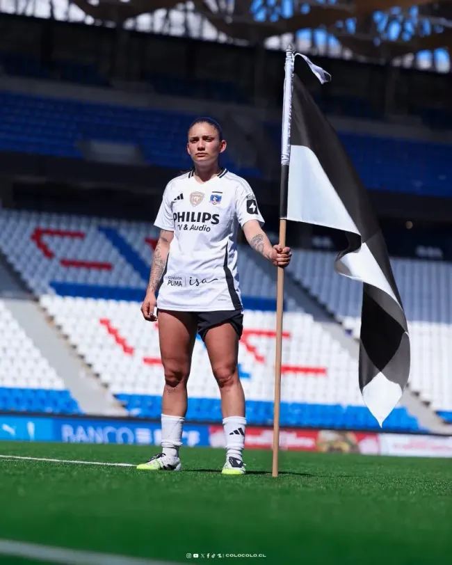 El equipo femenino del Cacique venció a Universidad Católica en el Claro Arena. Foto: Colo Colo.