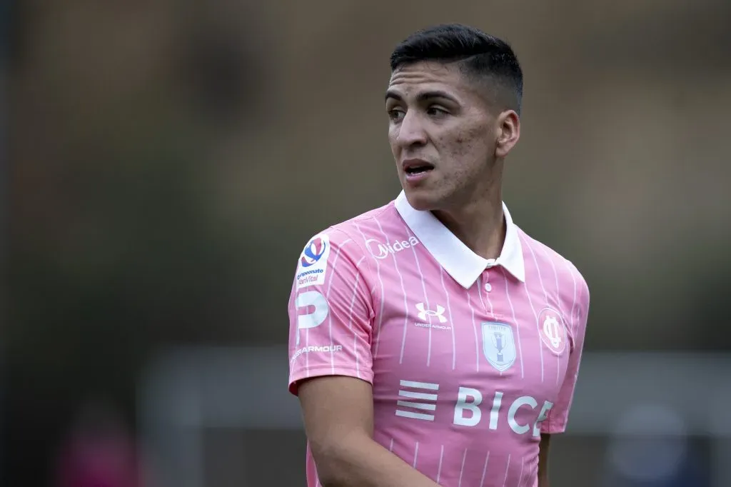 Marcelino Núñez todavía le da alegrías a la UC. (Javier Vergara/PHOTOSPORT).
