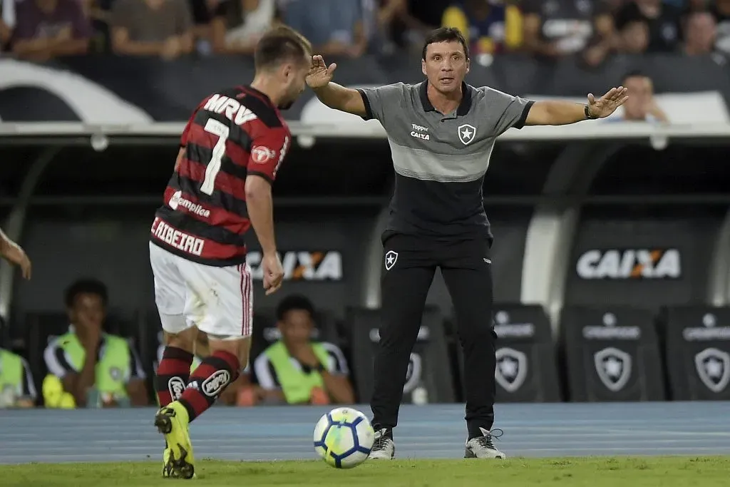 Zé Ricardo ha dirigido a varios clubes en el fútbol brasileño. ¿Será el nuevo DT de Colo Colo? | Foto: Getty Images.