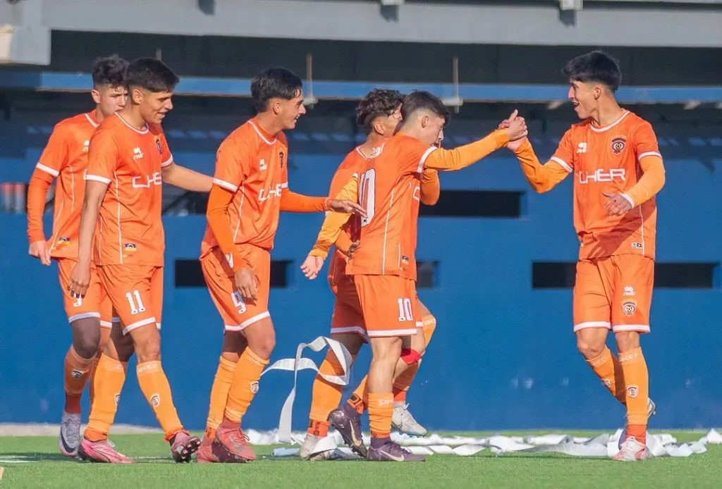Cobreloa ya no operará más sus series menores en Santiago, moviendo todas sus divisiones al norte del país. | Foto: ANFP.