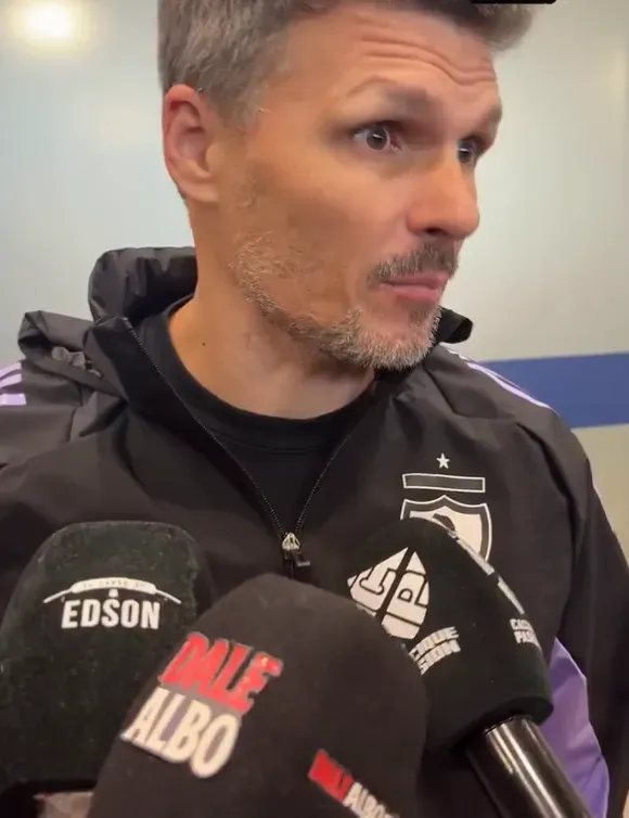 Fernando Ortiz ya está en Chile para iniciar su proceso al mando de Colo Colo. Foto: Dale Albo.