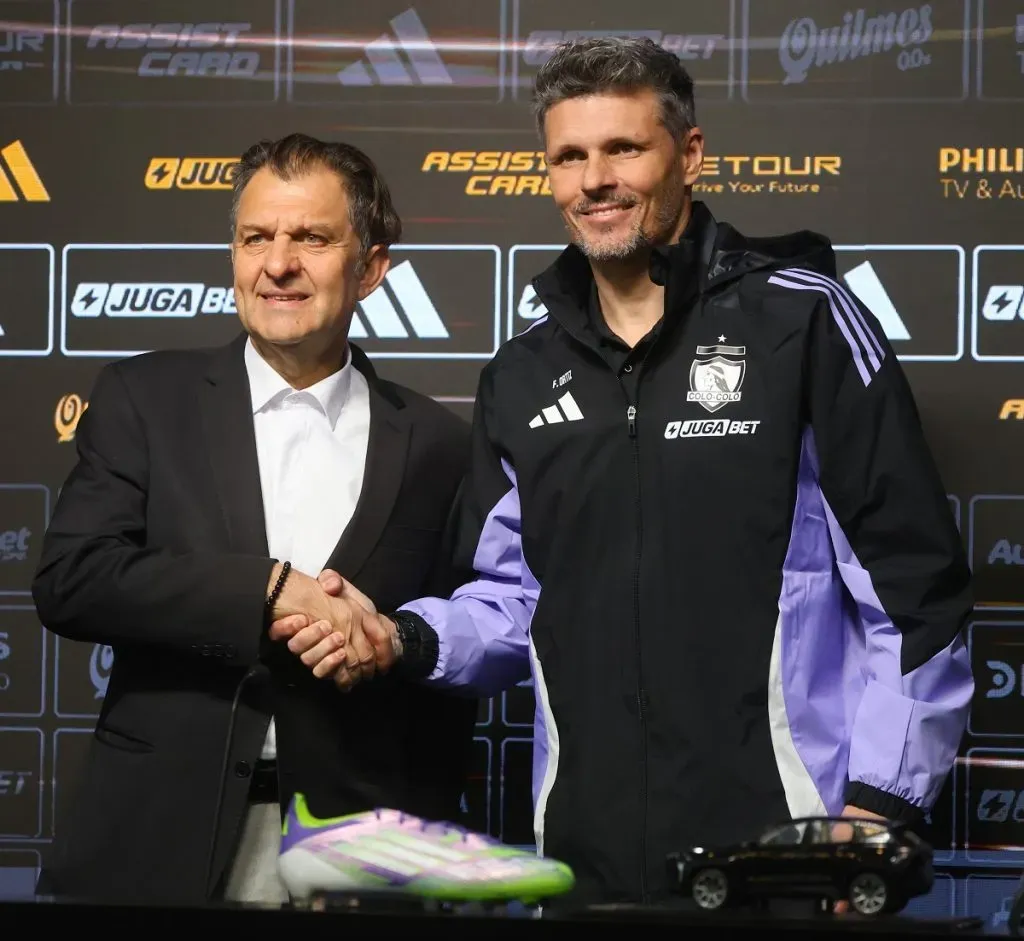 Fernando Ortiz es presentado como nuevo entrenador de Colo Colo (Photosport).
