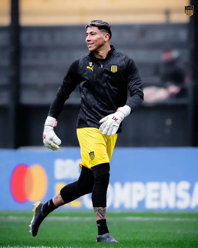 Brayan Cortés fue una de las figuras del duelo ante Plaza Colonia por la liga uruguaya. Foto: Peñarol.