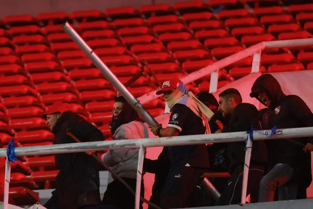 Parte de los enfrentamientos en Avellaneda. Foto: Fotobaires/Photosport