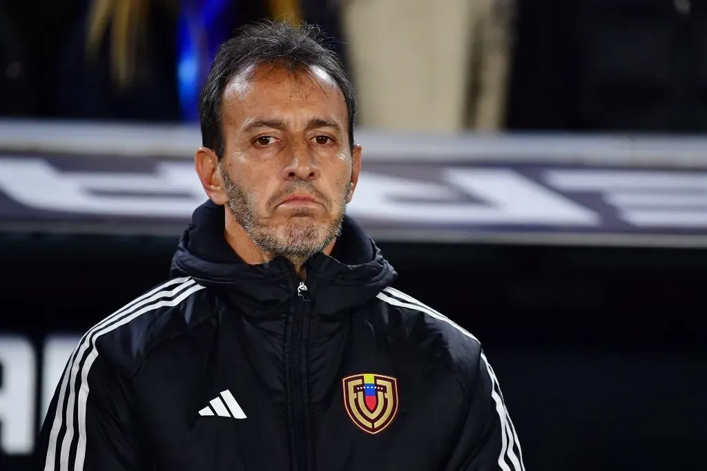 Fernando Bastita fue despedido como entrenador de la Selección de Venezuela. | Foto: Photosport.