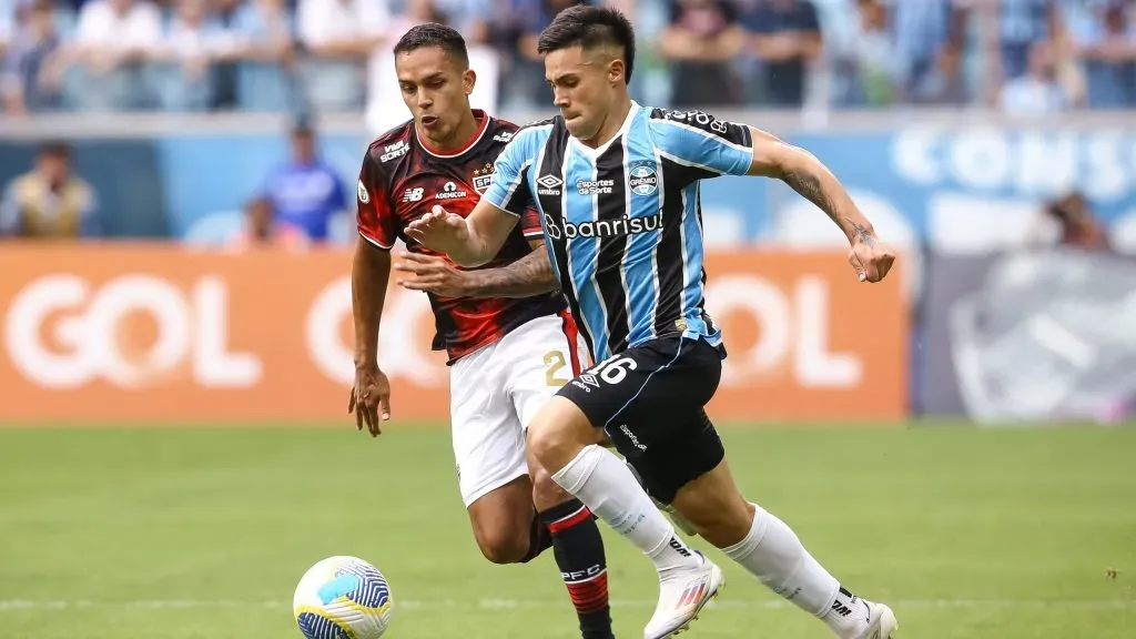 Alexander Aravena dejaría el equipo brasileño.