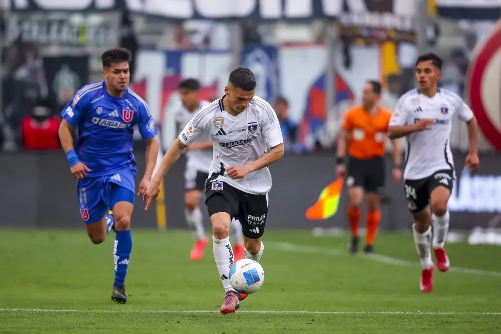 Colo Colo y Universidad de Chile se vuelven a medir. Foto: Pepe Alvujar/Photosport