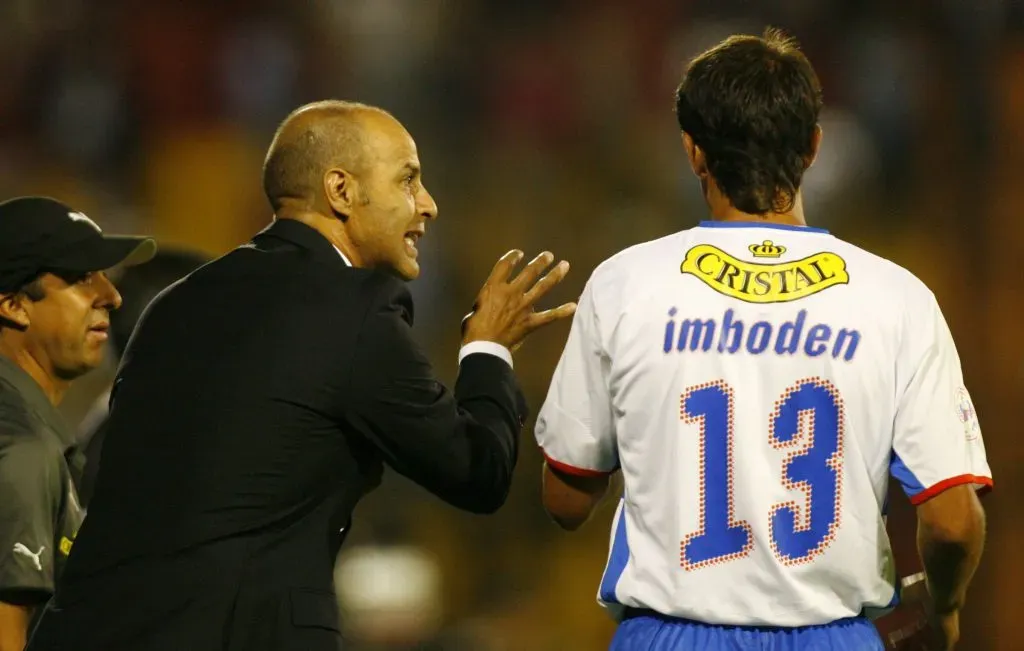 Marco Antonio Figueroa dialoga con Facundo Imboden en la temporada 2009. (ANDRES PINA/PHOTOSPORT)