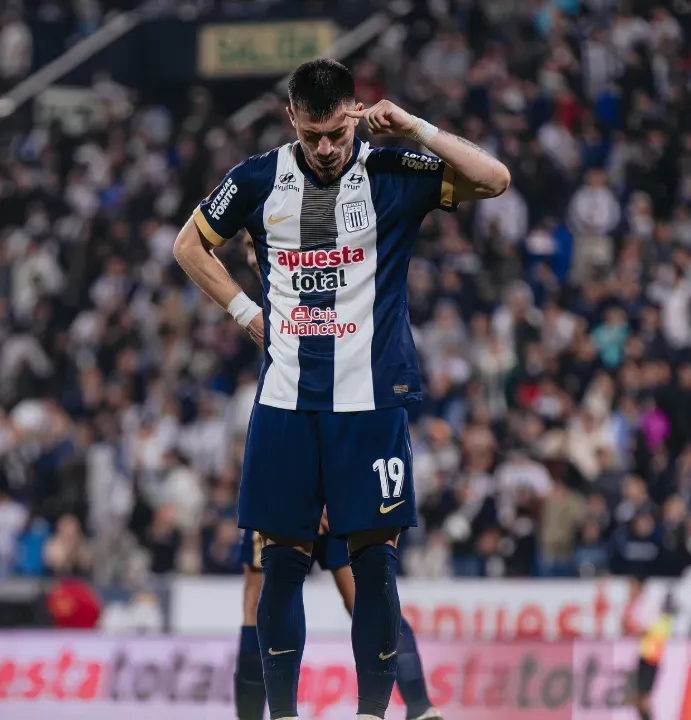 Alan Cantero celebra uno de sus goles en Alianza Lima. (Captura Instagram).