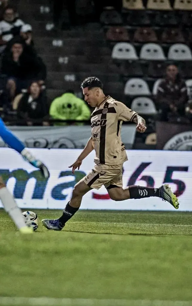 Maximiliano Rodríguez marcó su primer gol con la camiseta de Platense. Foto: Platense.