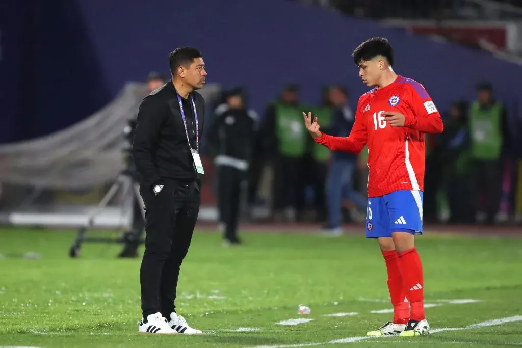 Nicolás Córdova durante el debut de Chile. Foto: Jonnathan Oyarzun/Photosport