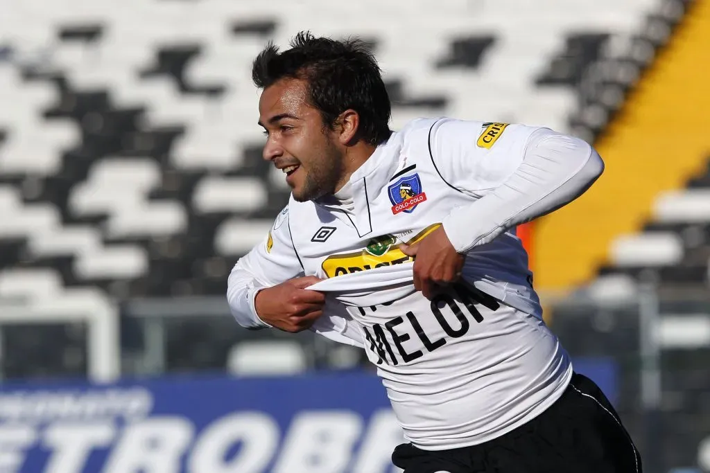Mathías Vidangossy celebra uno de los tres goles que marcó en Colo Colo. También regaló cinco asistencias en 49 partidos. (Marcelo Hernandez/Photosport).