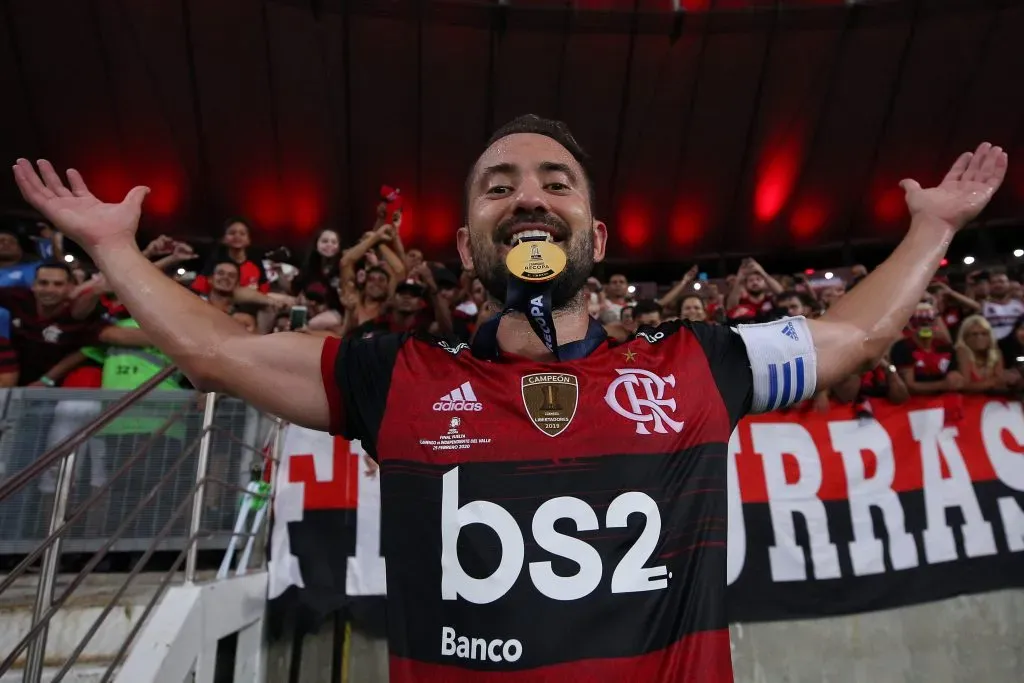 Everton Ribeiro fue campeón con Flamengo en multiples ocasiones/Getty Images)