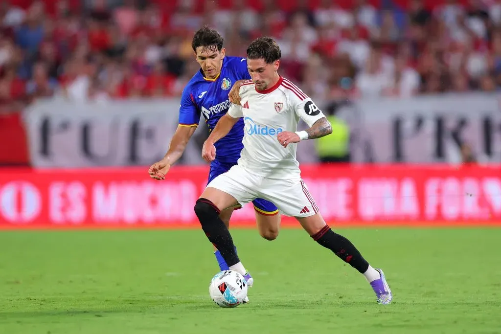José Ángel Carmona es canterano del Sevilla /Getty Images)