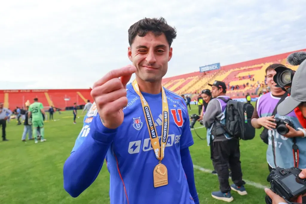 Javier Altamirano ha sido de los mejores refuerzos en U. de Chile. Imagen: Photosport