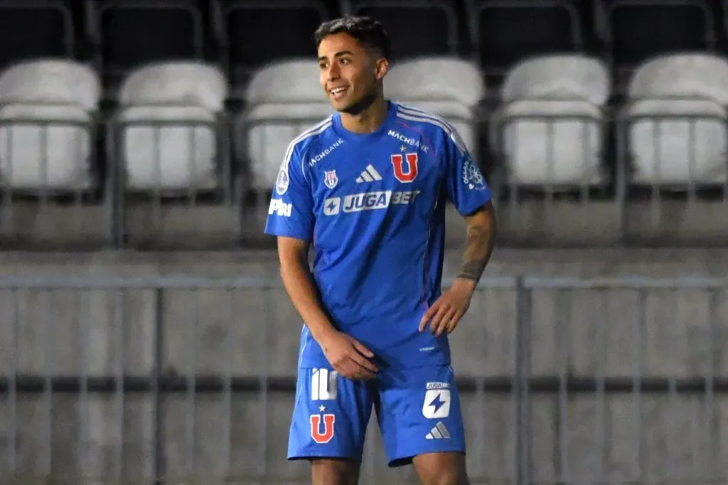 Lucas Assadi vuelve el miércoles a los entrenamientos con U de Chile. Foto: Alejandro Pizarro Ubilla/Photosport
