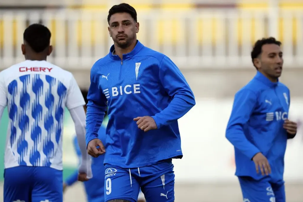 Fernando Zampedri lleva 13 goles en 25 partidos con Universidad Católica en este 2025. | Foto: Photosport.