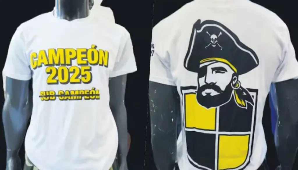 La camiseta aurinegra / Foto: Lun.
