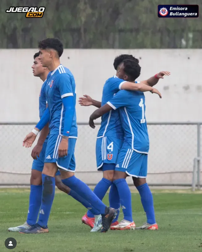 Jhon Cortés festeja un gol en la Universidad de Chile. (Foto: Emisora Bullanguera).