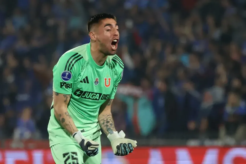 Gabriel Castellón ya ganó una serie por penales con U. de Chile. Imagen: Photosport